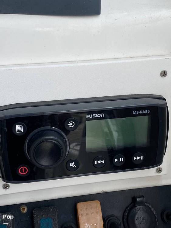 Slide: The Image of Sea Hunt 225 Victory 2012 - 1