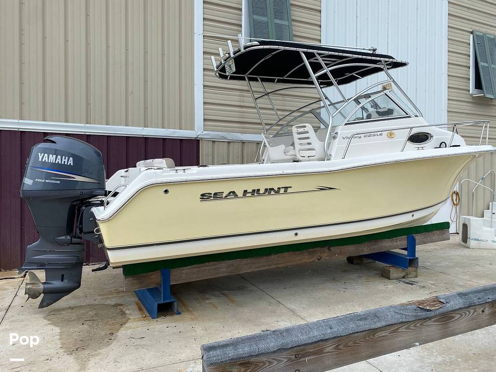 Slide: The Image of Sea Hunt 225 Victory 2012 - 6
