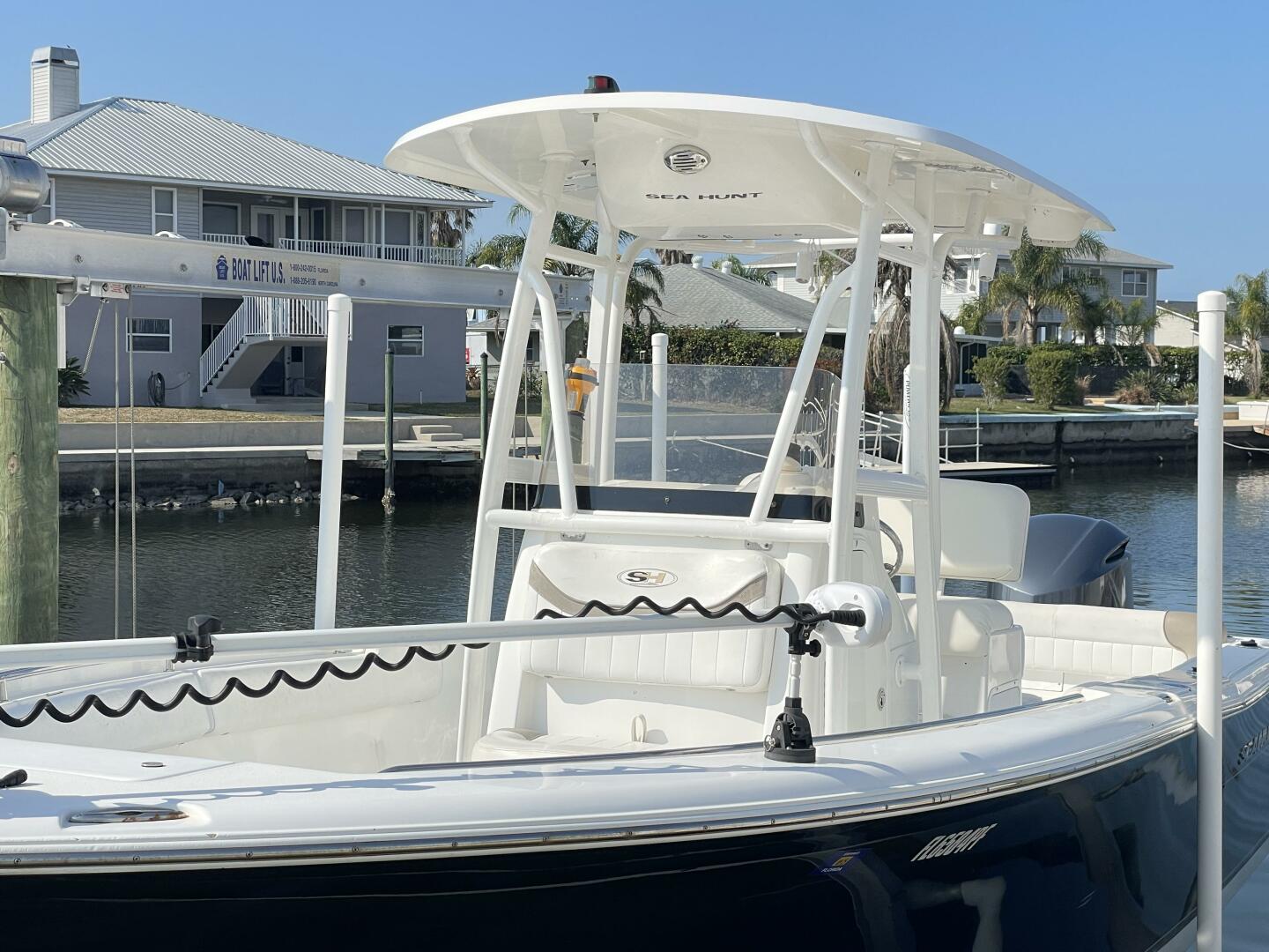 Slide: The Image of Sea Hunt 234 Ultra 2012 - 5027320