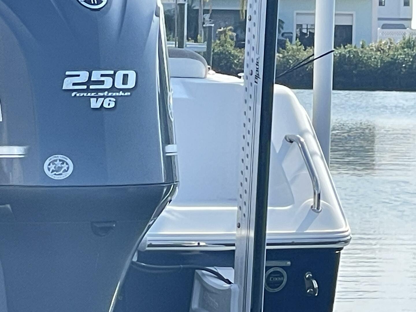 Slide: The Image of Sea Hunt 234 Ultra 2012 - 5027325