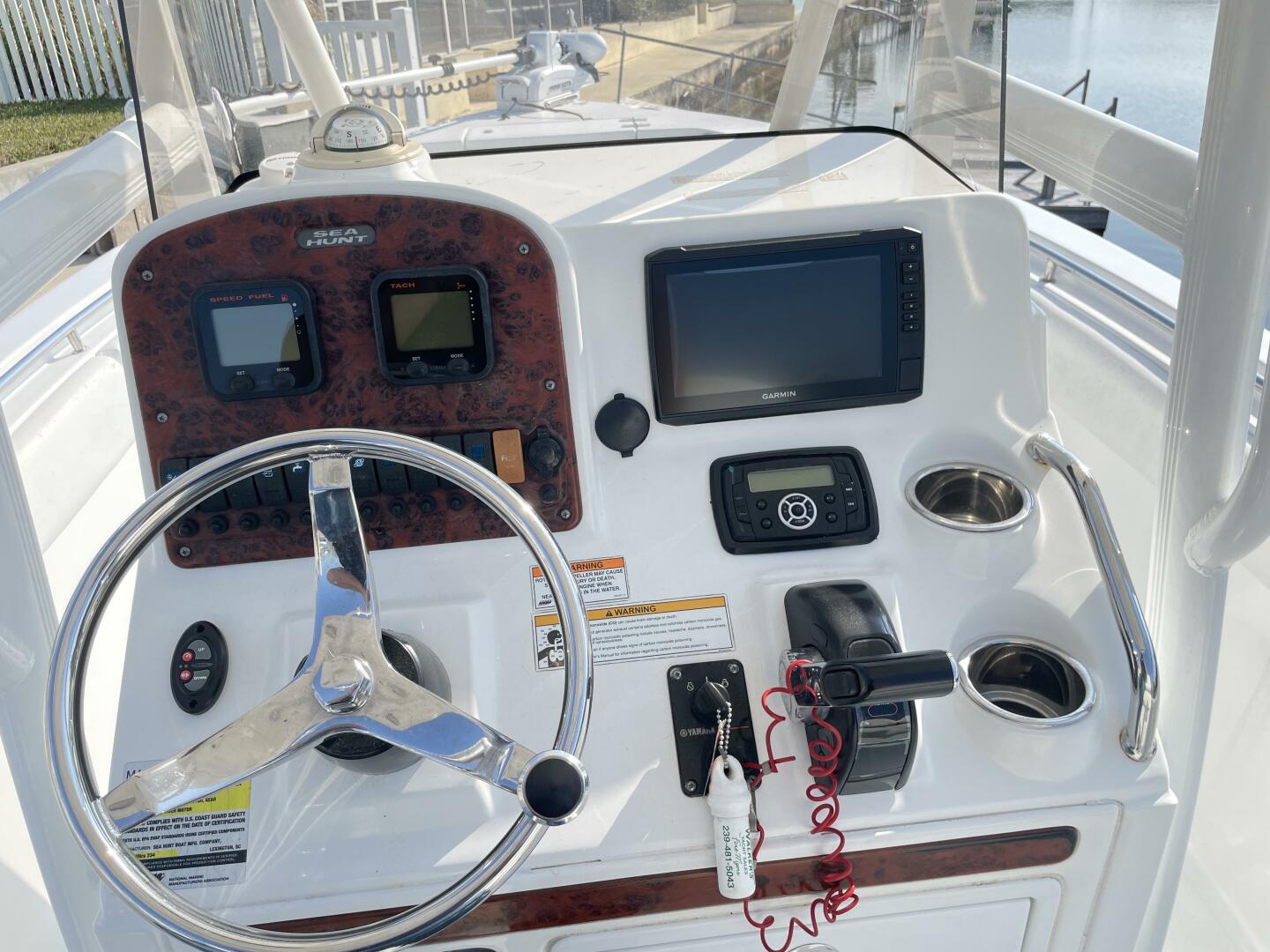 Slide: The Image of Sea Hunt 234 Ultra 2012 - 5027341