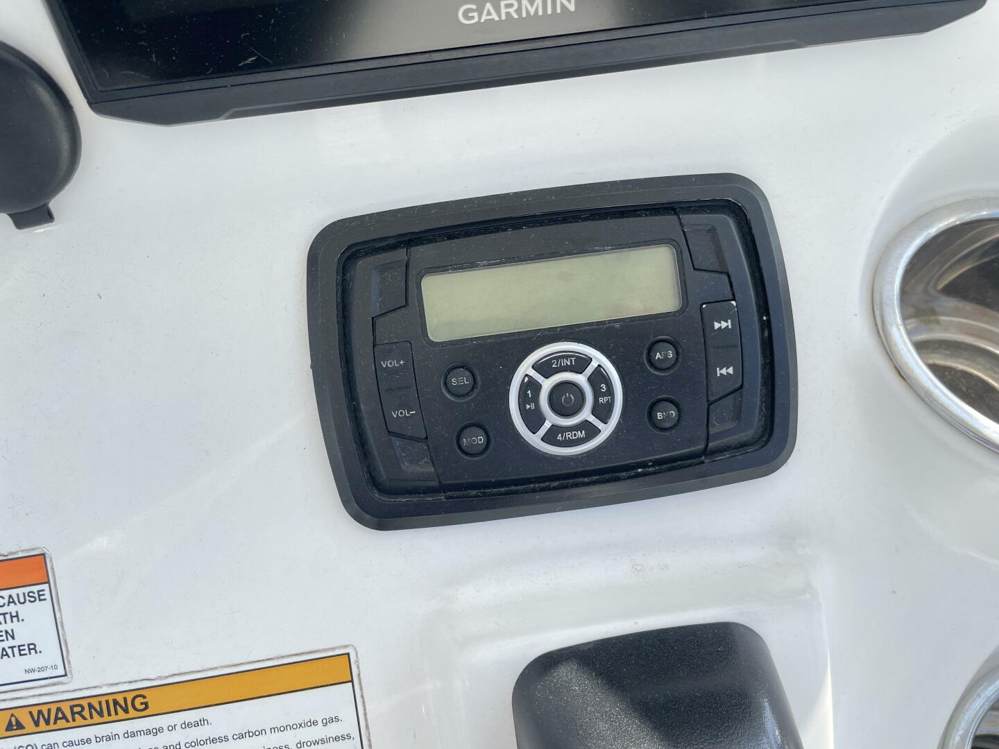 Slide: The Image of Sea Hunt 234 Ultra 2012 - 5027343