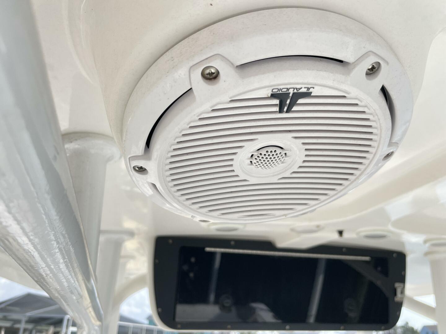 Slide: The Image of Sea Hunt 234 Ultra 2012 - 5027344