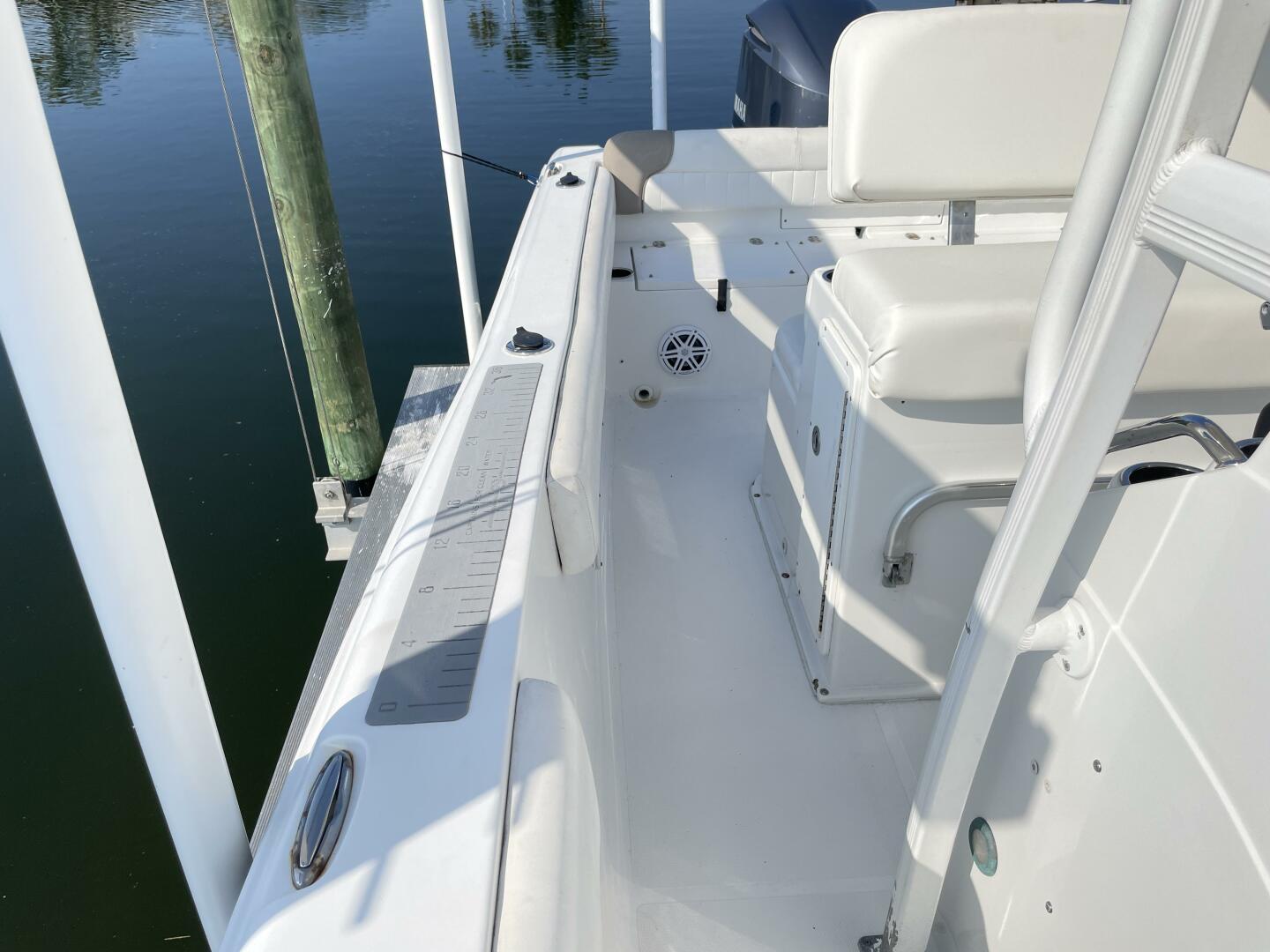 Slide: The Image of Sea Hunt 234 Ultra 2012 - 5027367