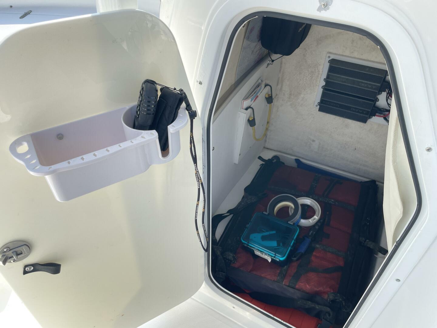 Slide: The Image of Sea Hunt 234 Ultra 2012 - 5027369