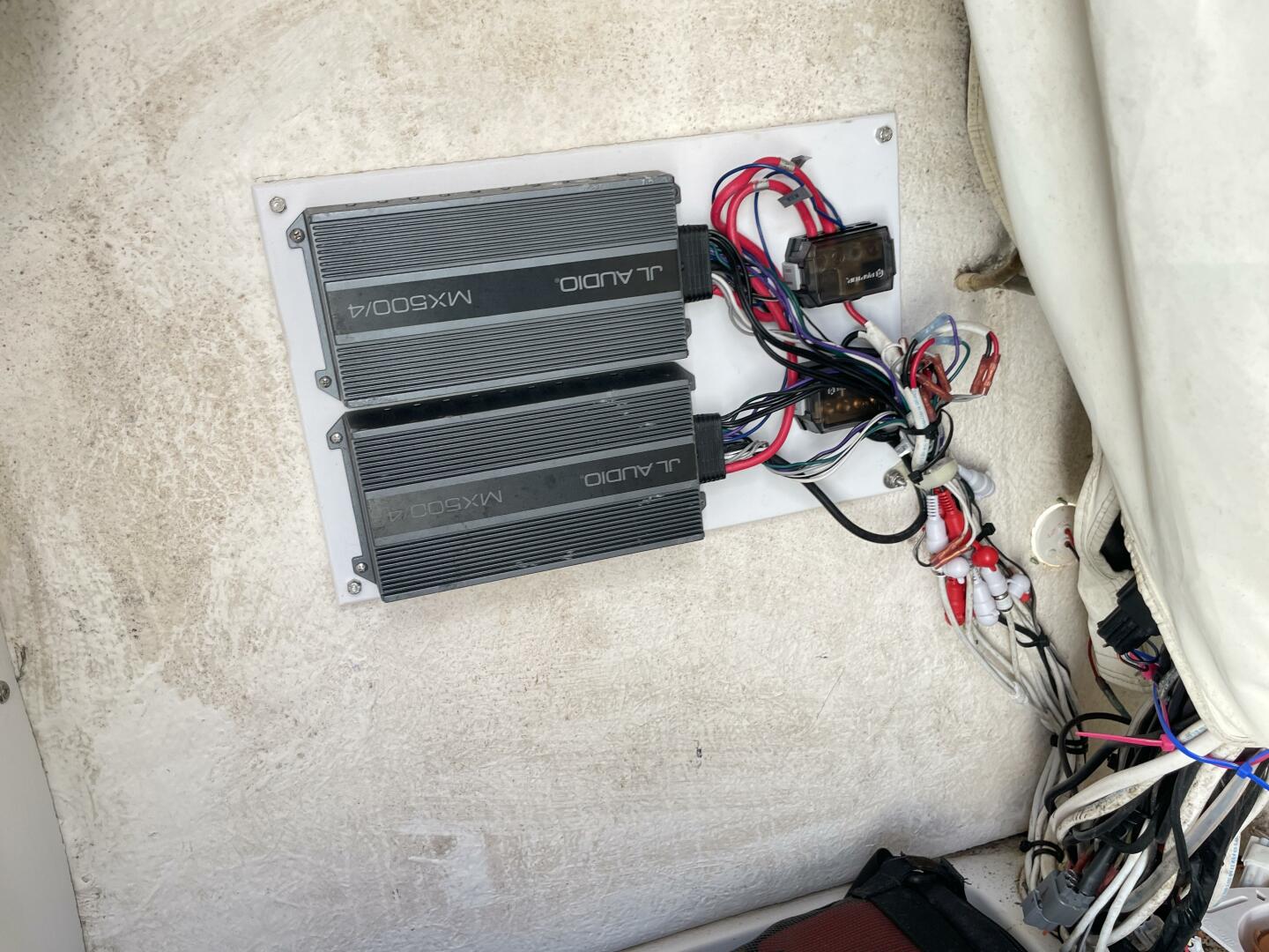 Slide: The Image of Sea Hunt 234 Ultra 2012 - 5027371