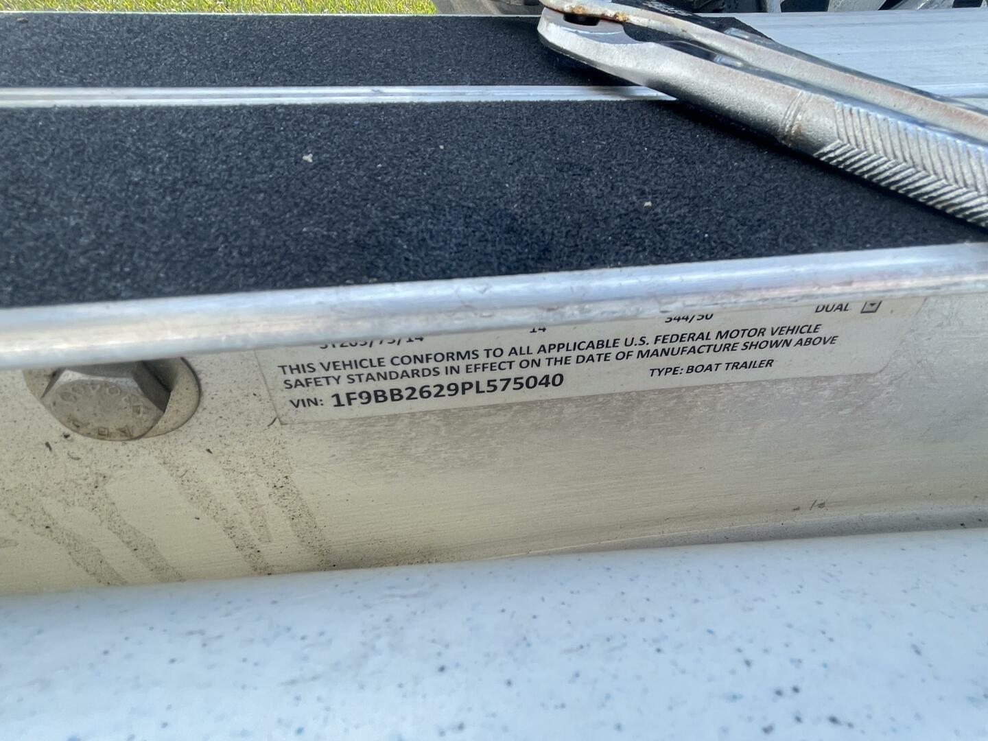 Slide: The Image of Sea Hunt 234 Ultra 2012 - 5027376