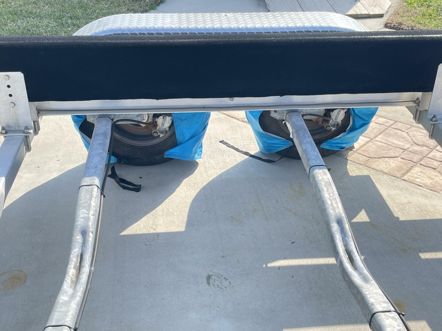 Slide: The Image of Sea Hunt 234 Ultra 2012 - 5027381