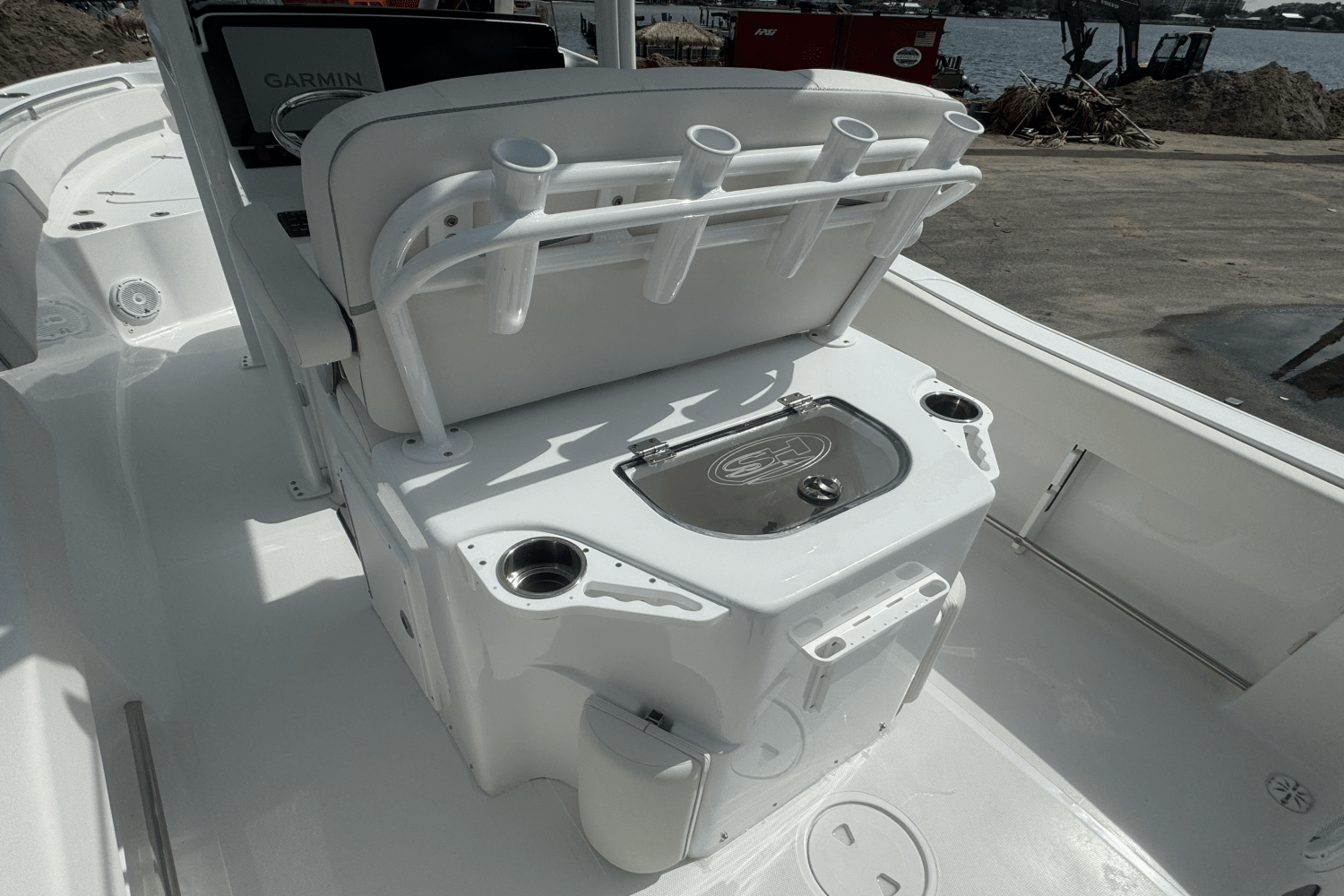 Slide: The Image of Sea Hunt 234 ULTRA 2023 - 11