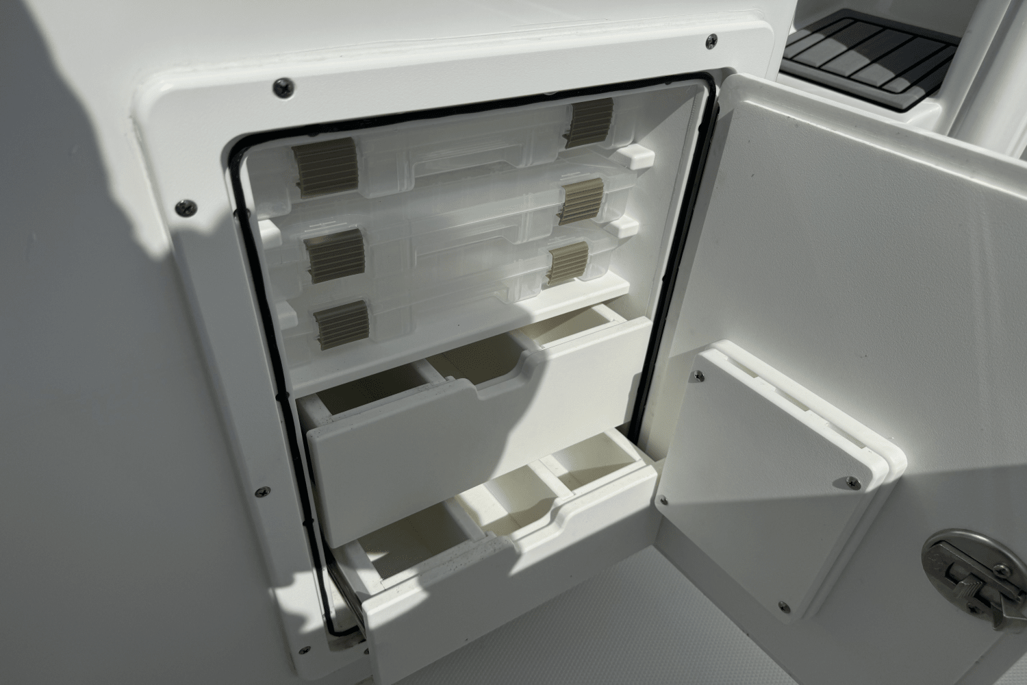 Slide: The Image of Sea Hunt 234 ULTRA 2023 - 13