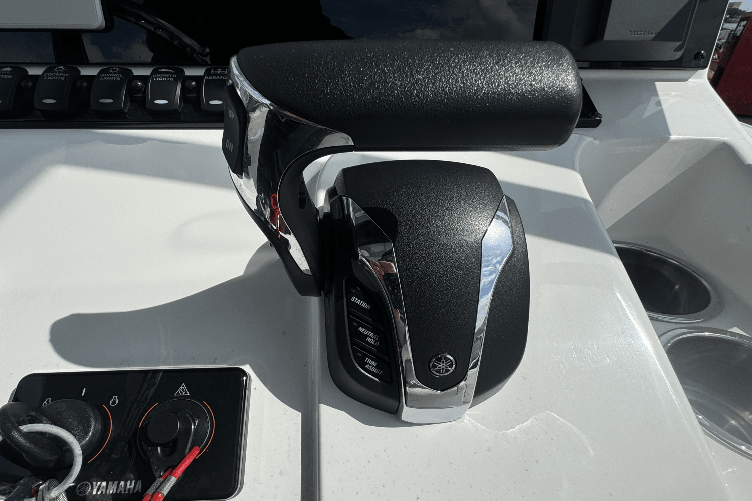 Slide: The Image of Sea Hunt 234 ULTRA 2023 - 16