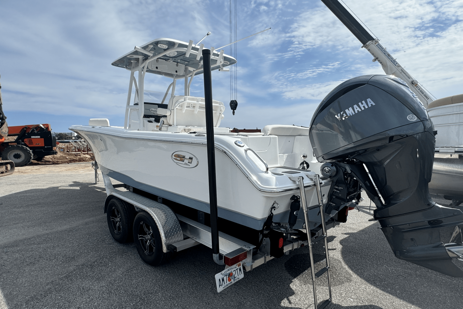 Slide: The Image of Sea Hunt 234 ULTRA 2023 - 2