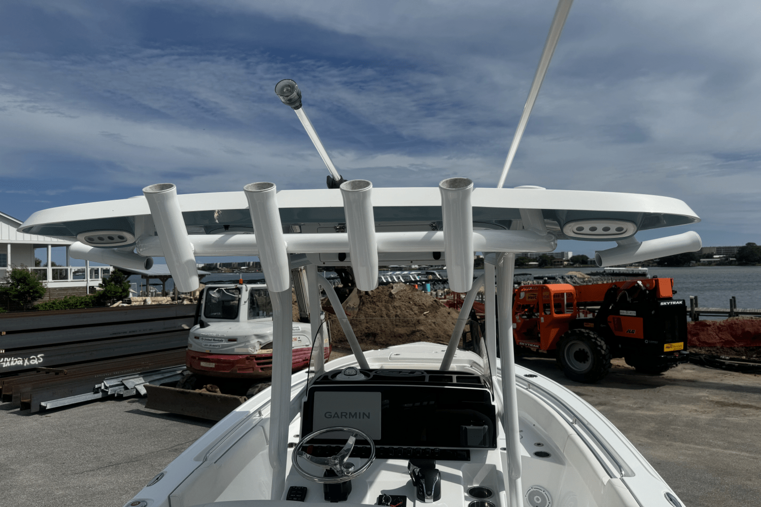 Slide: The Image of Sea Hunt 234 ULTRA 2023 - 24