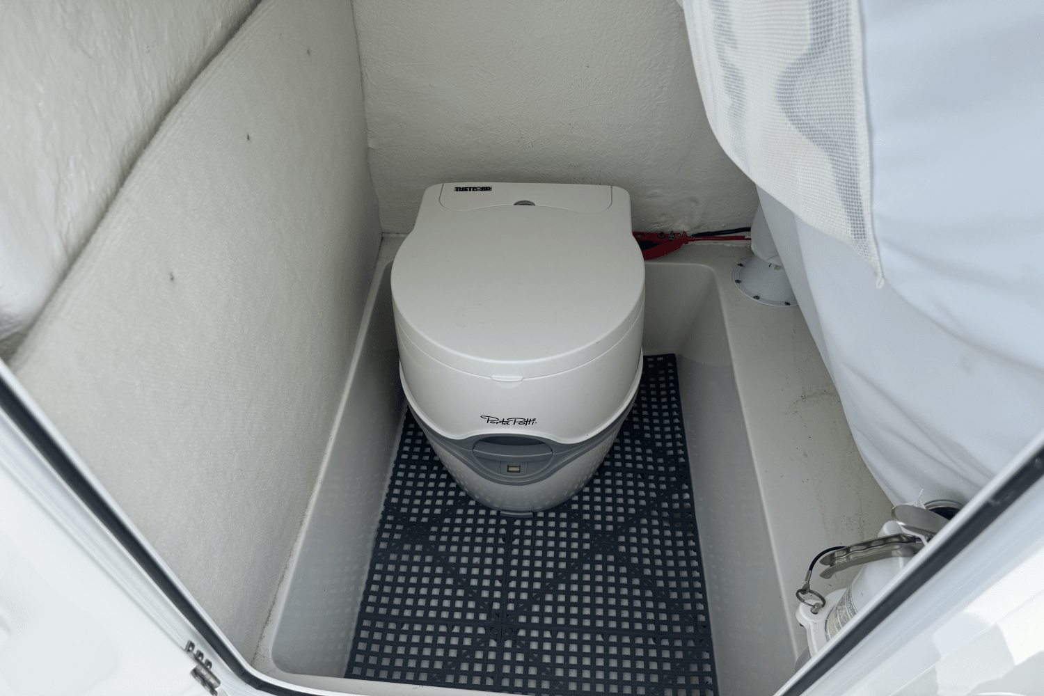 Slide: The Image of Sea Hunt 234 ULTRA 2023 - 25