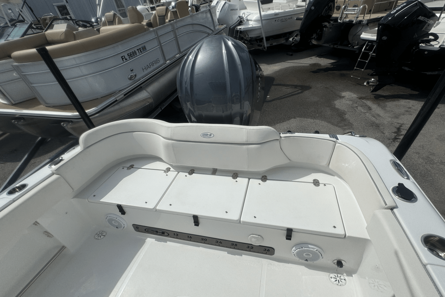 Slide: The Image of Sea Hunt 234 ULTRA 2023 - 7