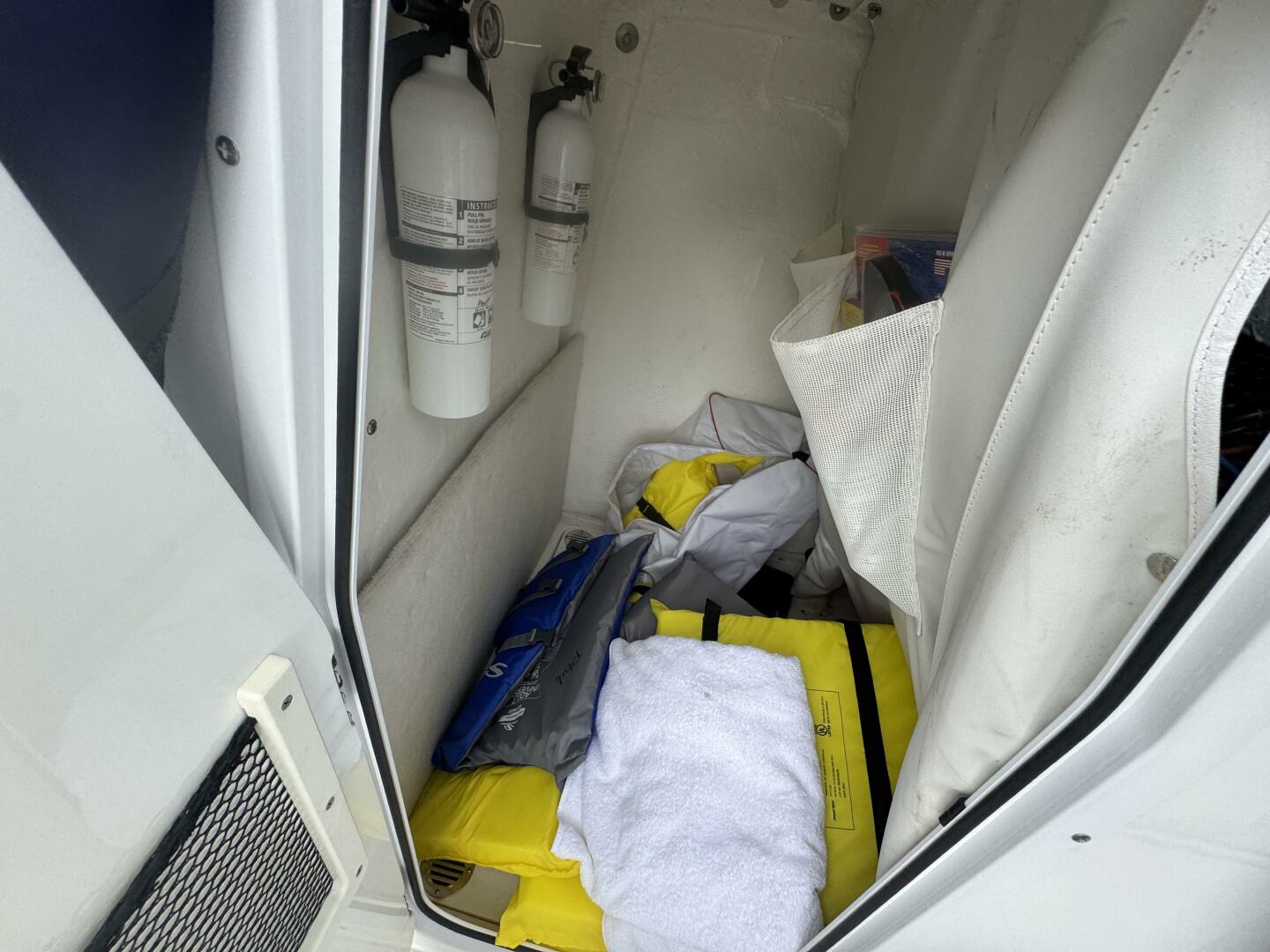 Slide: The Image of Sea Hunt 235 Ultra SE 2017 - 5496574