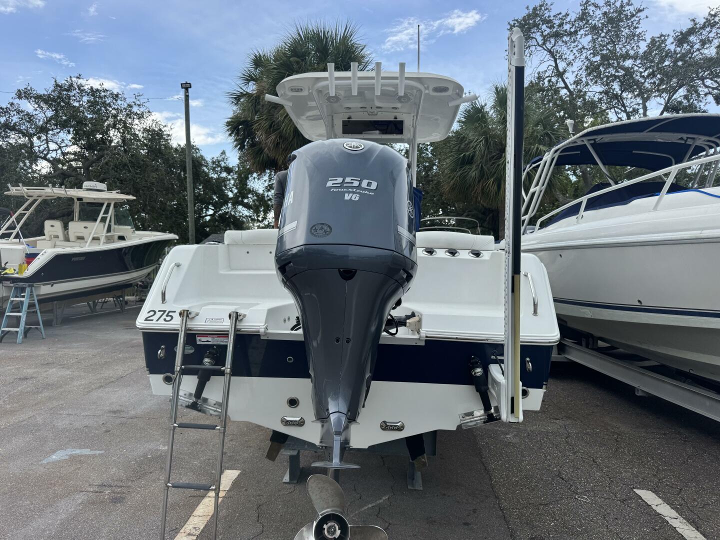 Slide: The Image of Sea Hunt 235 Ultra SE 2017 - 5496577