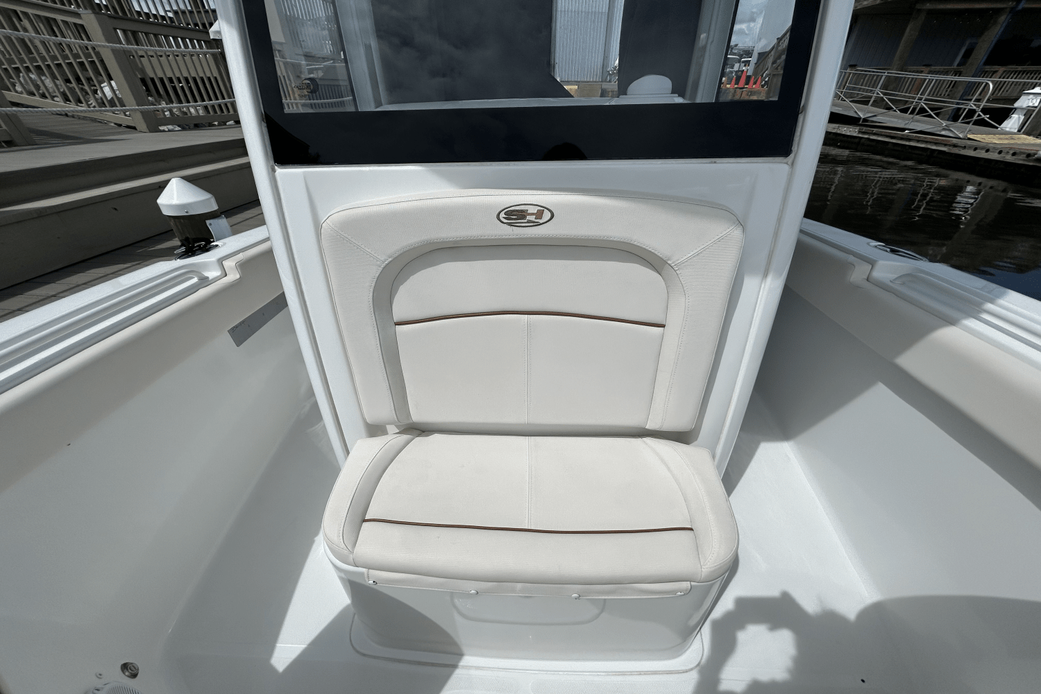 Slide: The Image of Sea Hunt 255 ULTRA 2020 - 13