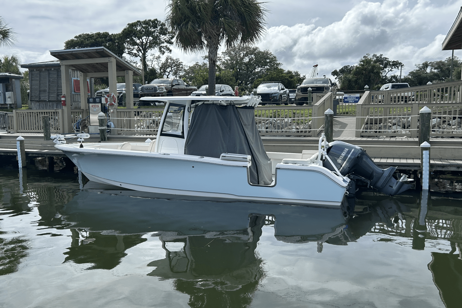 Slide: The Image of Sea Hunt 255 ULTRA 2020 - 2