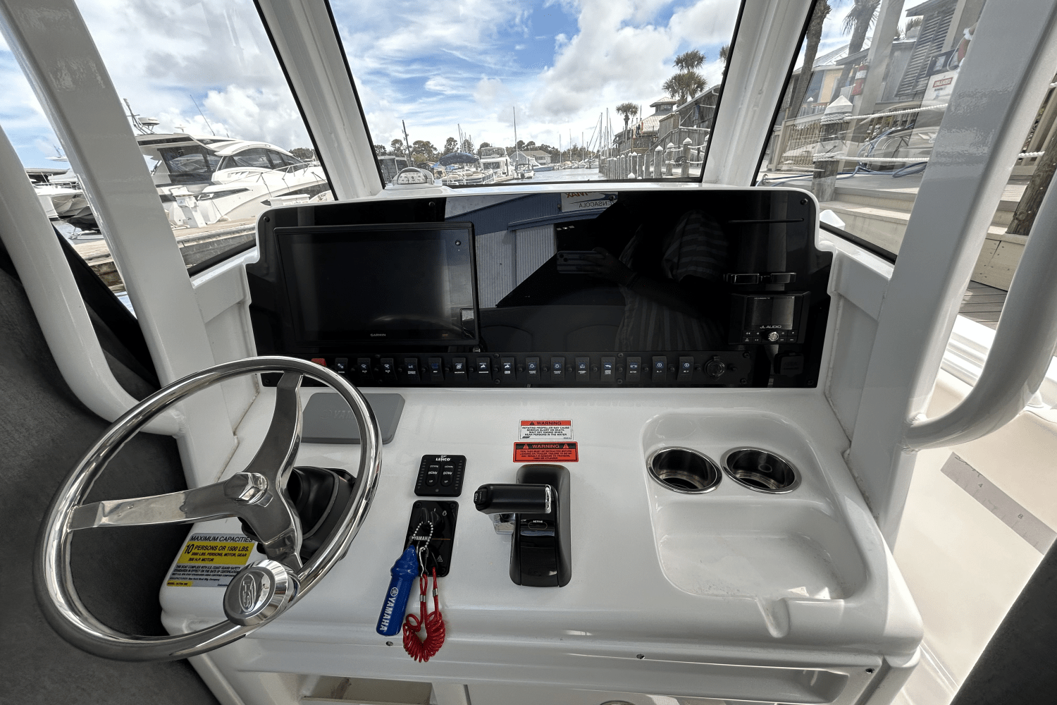 Slide: The Image of Sea Hunt 255 ULTRA 2020 - 6