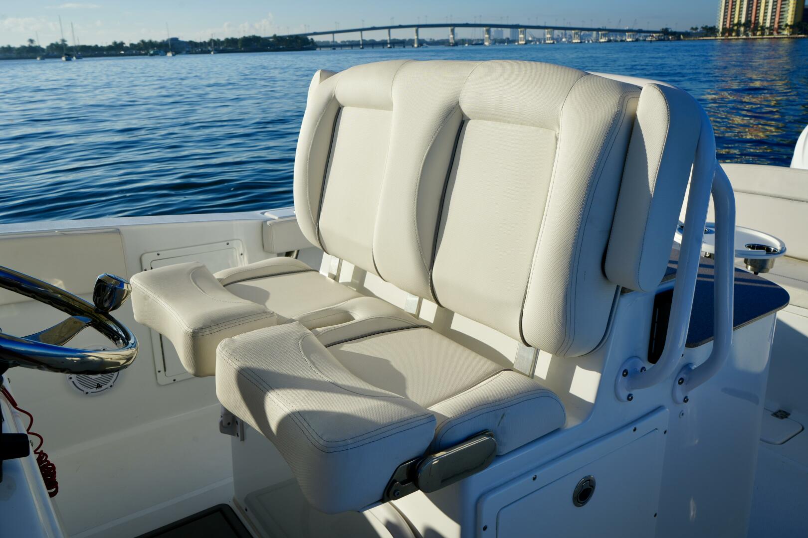 Slide: The Image of Helm Seats 2024 Sea Hunt 30 305 Ultra Center Console - 5124797