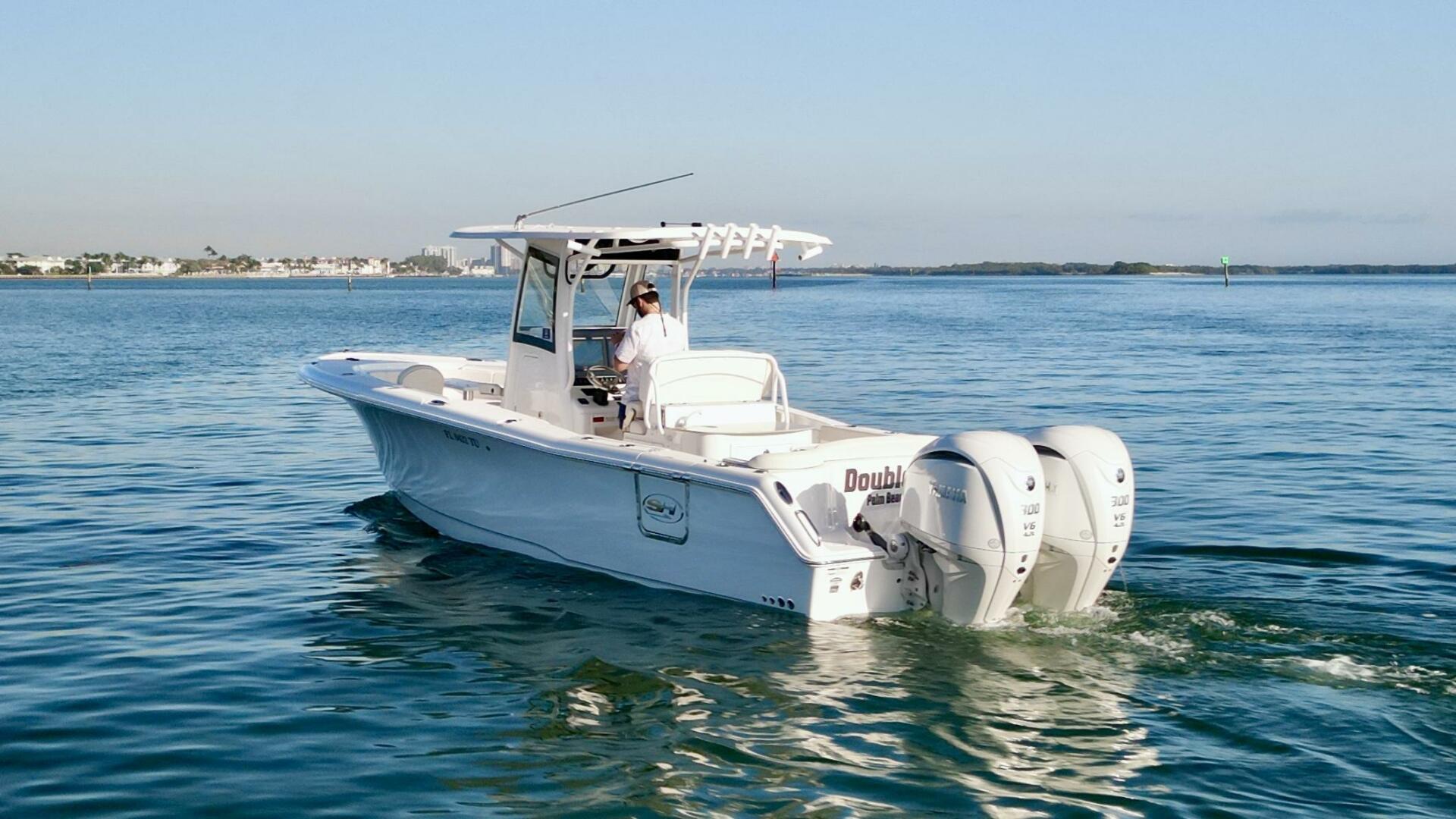 Slide: The Image of Profile 2024 Sea Hunt 30 305 Ultra Center Console - 5124812