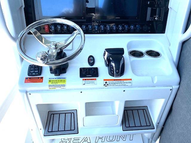 Slide: The Image of Sea Hunt Escape 25 2023 - 14651524
