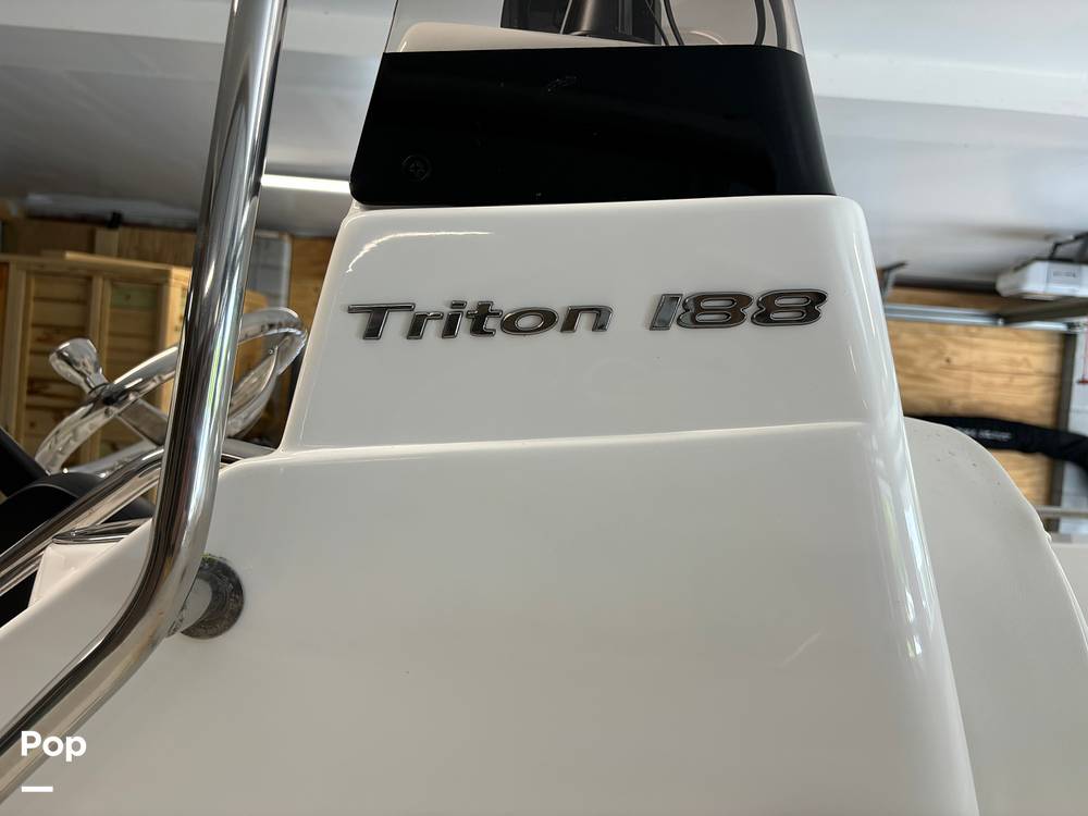 Slide: The Image of Sea Hunt Triton 188 2018 - 17