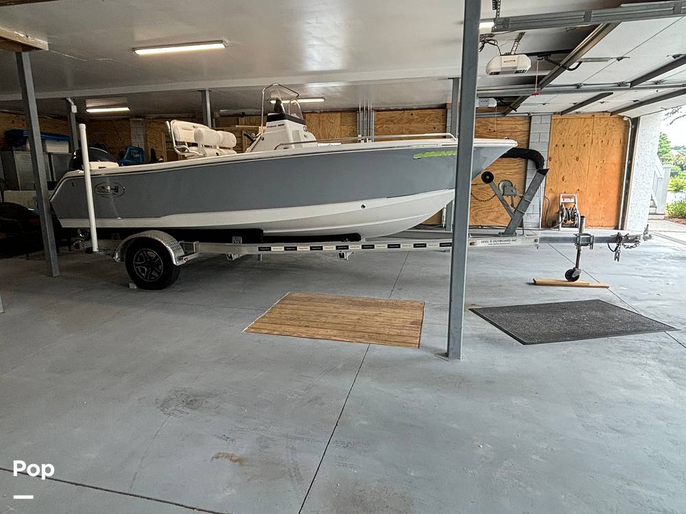 Slide: The Image of Sea Hunt Triton 188 2018 - 79