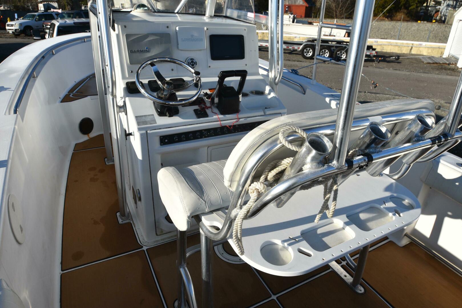 Slide: The Image of Sea Hunt Triton 260 2008 - 4968570