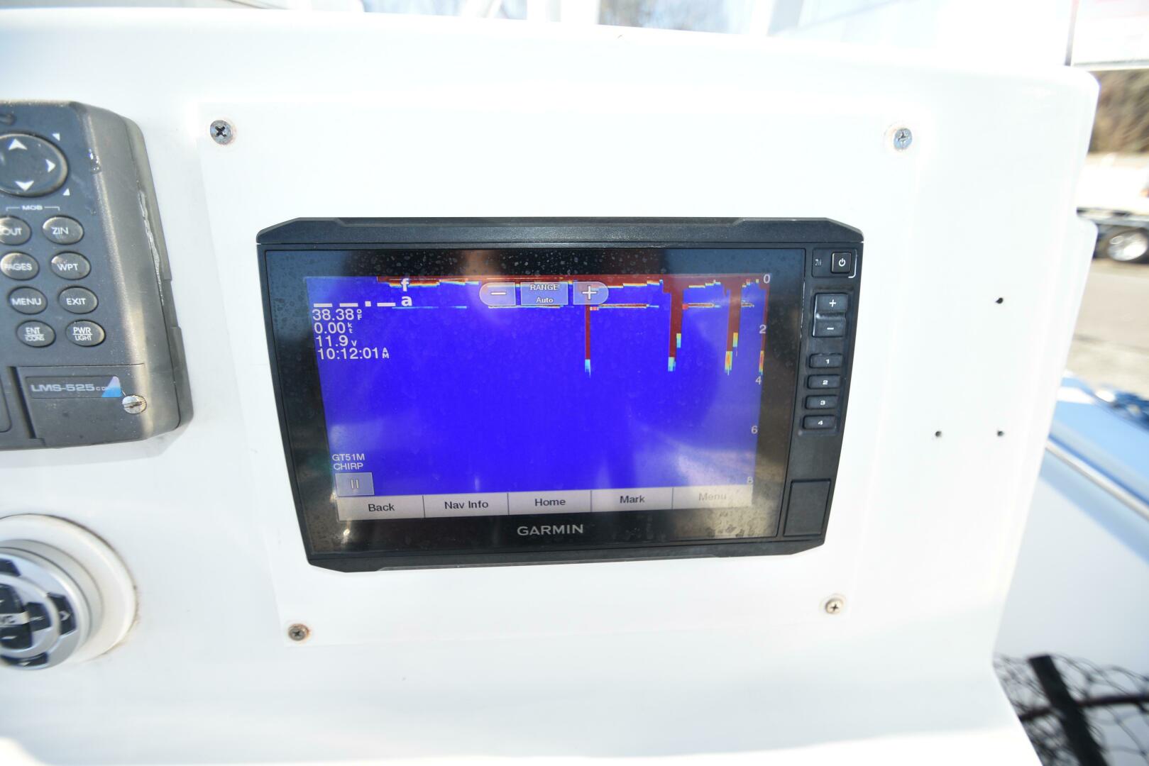 Slide: The Image of Sea Hunt Triton 260 2008 - 4968589