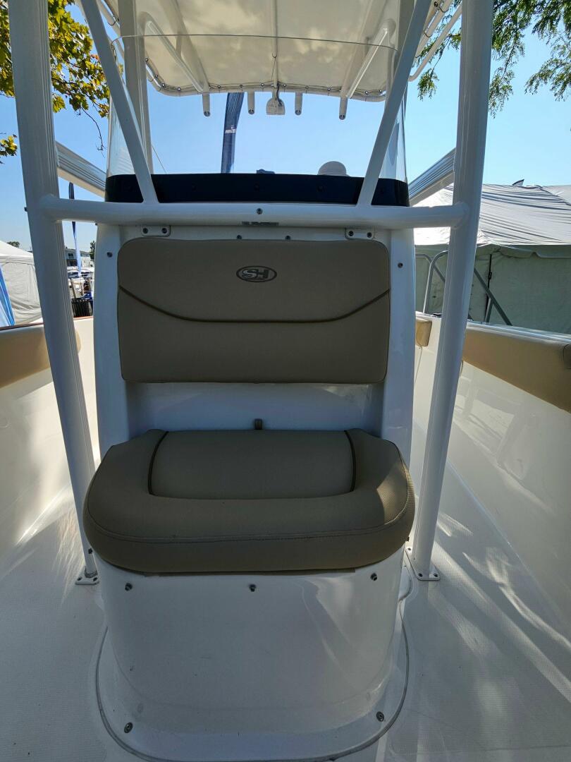 Slide: The Image of Sea Hunt Ultra 211 2013 - 5666903