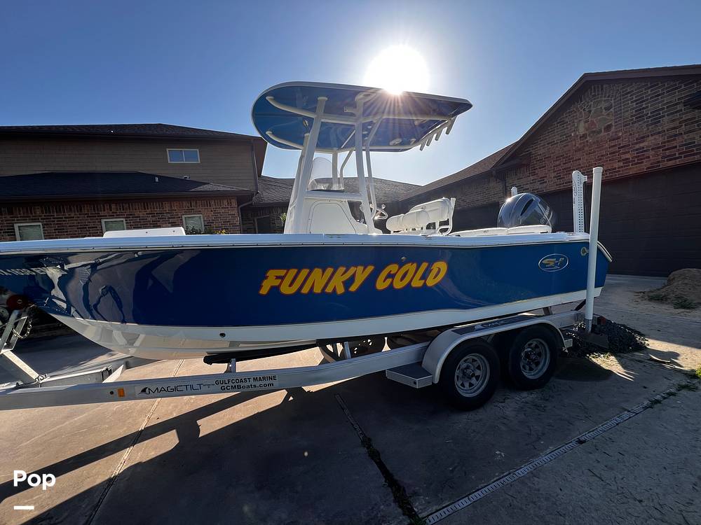 Slide: The Image of Sea Hunt Ultra 211 2018 - 15336183