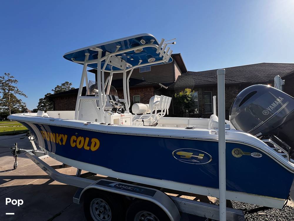 Slide: The Image of Sea Hunt Ultra 211 2018 - 15336184