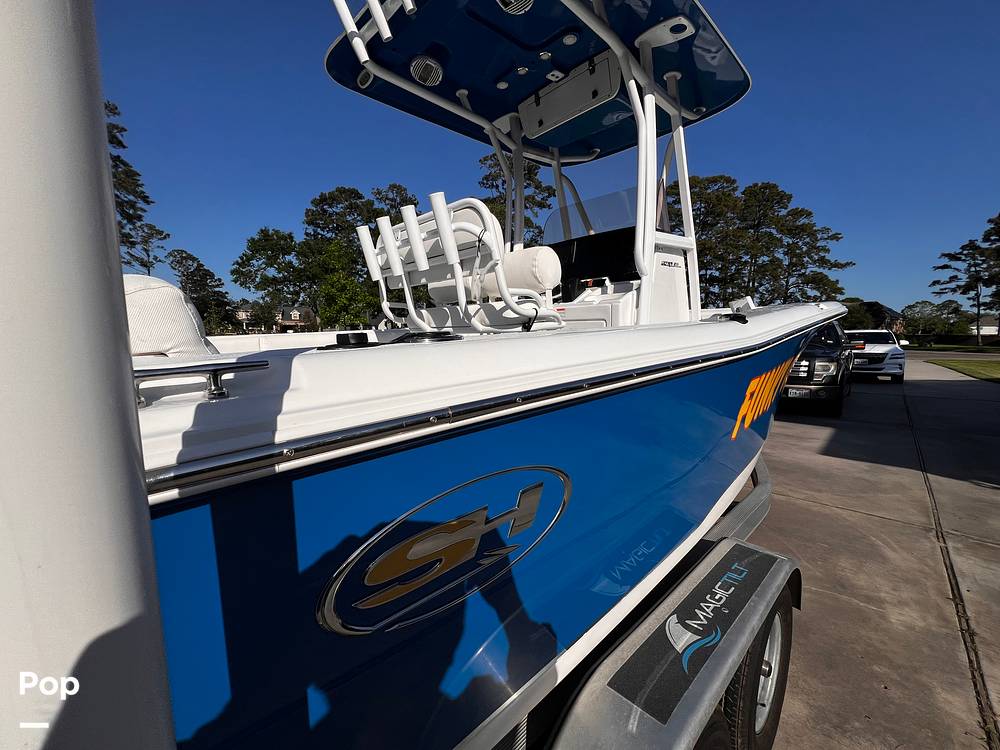 Slide: The Image of Sea Hunt Ultra 211 2018 - 15336196