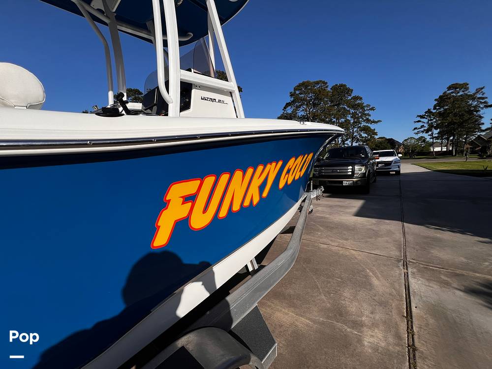 Slide: The Image of Sea Hunt Ultra 211 2018 - 15336200