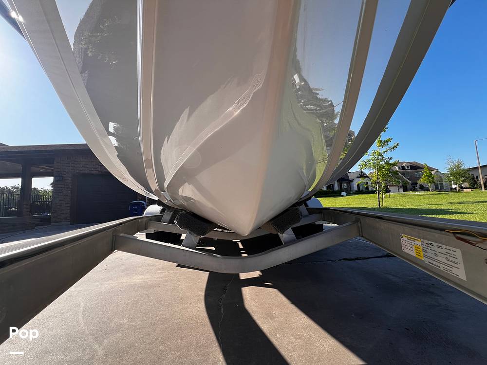 Slide: The Image of Sea Hunt Ultra 211 2018 - 15336210