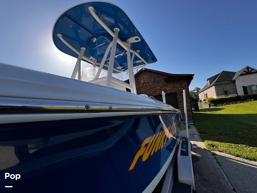 Slide: The Image of Sea Hunt Ultra 211 2018 - 15336218