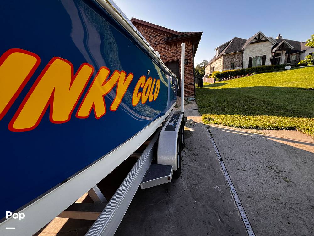 Slide: The Image of Sea Hunt Ultra 211 2018 - 15336220