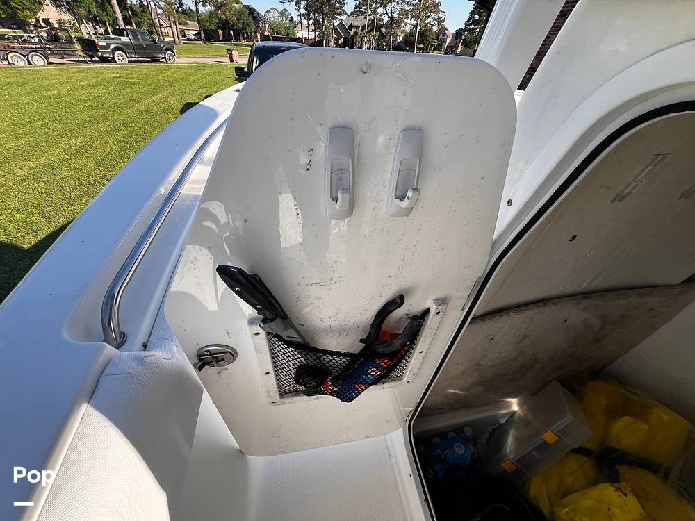 Slide: The Image of Sea Hunt Ultra 211 2018 - 15336333