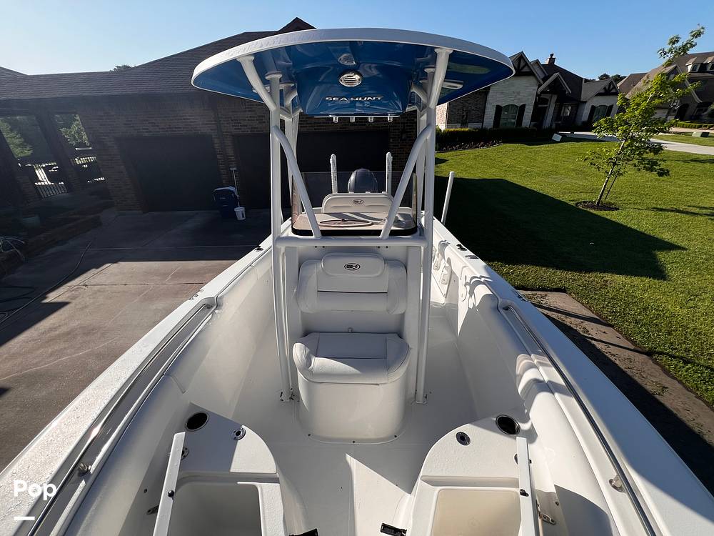 Slide: The Image of Sea Hunt Ultra 211 2018 - 15336351