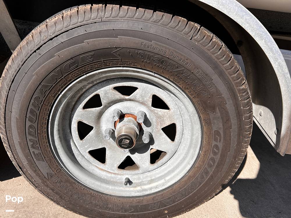 Slide: The Image of Sea Hunt Ultra 211 2018 - 15336362