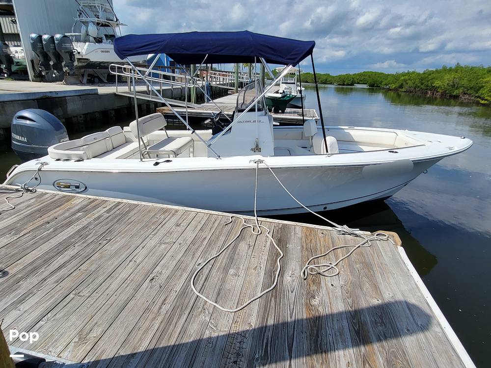 Slide: The Image of Sea Hunt Ultra 211 2020 - 14777898