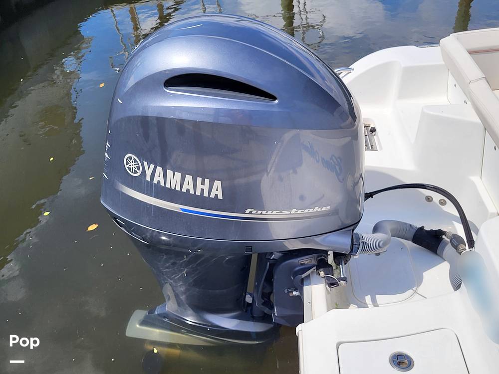Slide: The Image of Sea Hunt Ultra 211 2020 - 14777902