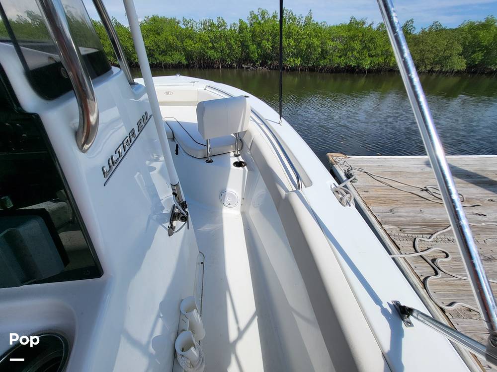 Slide: The Image of Sea Hunt Ultra 211 2020 - 14777911