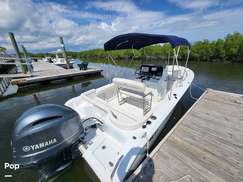 Slide: The Image of Sea Hunt Ultra 211 2020 - 14777886