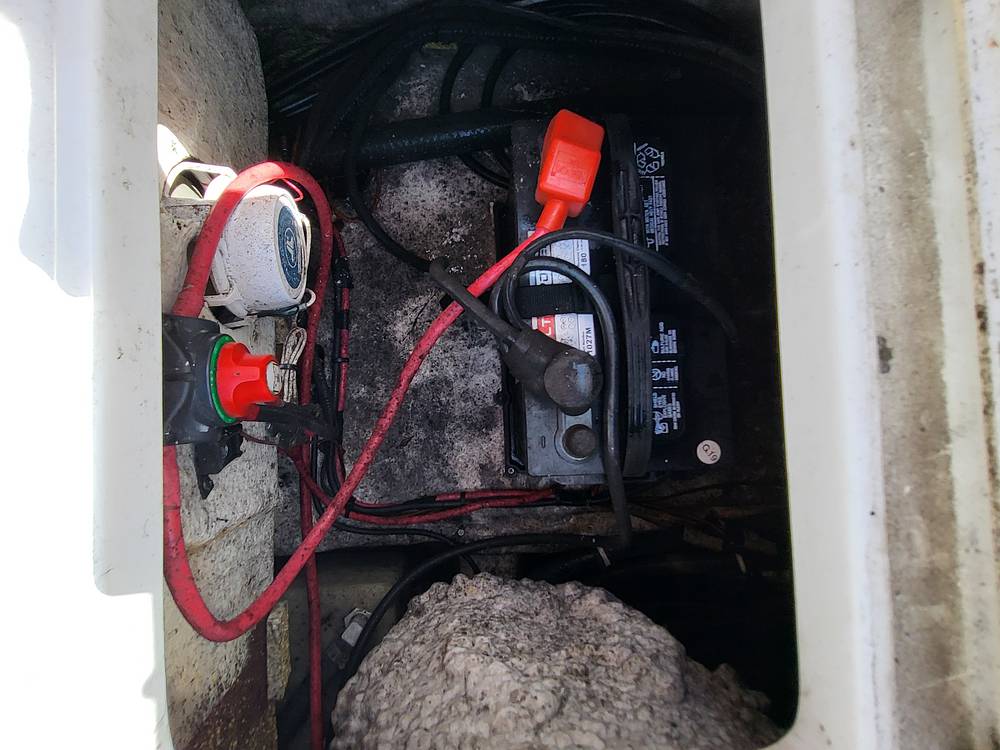 Slide: The Image of Sea Hunt Ultra 211 2020 - 14777952