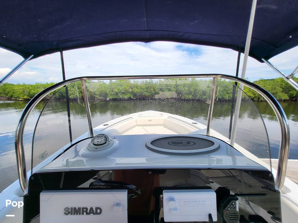 Slide: The Image of Sea Hunt Ultra 211 2020 - 14777971