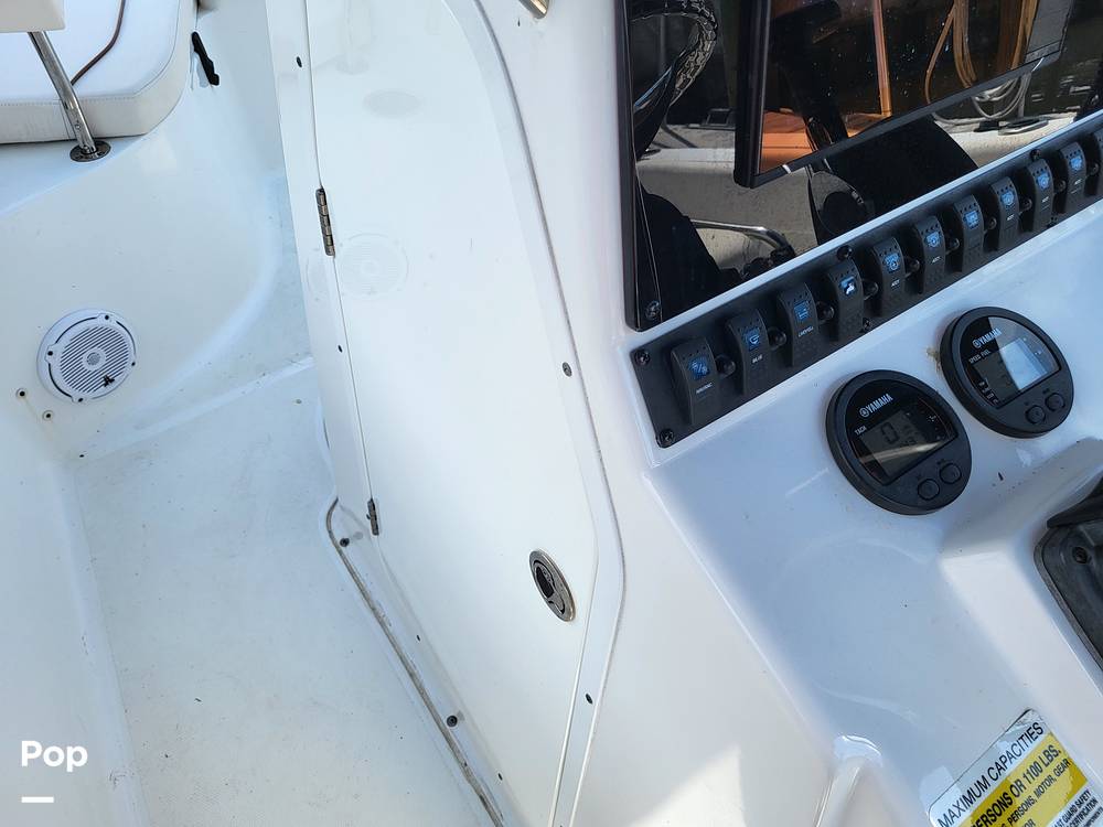 Slide: The Image of Sea Hunt Ultra 211 2020 - 14778002