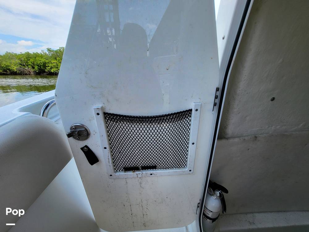 Slide: The Image of Sea Hunt Ultra 211 2020 - 14778003